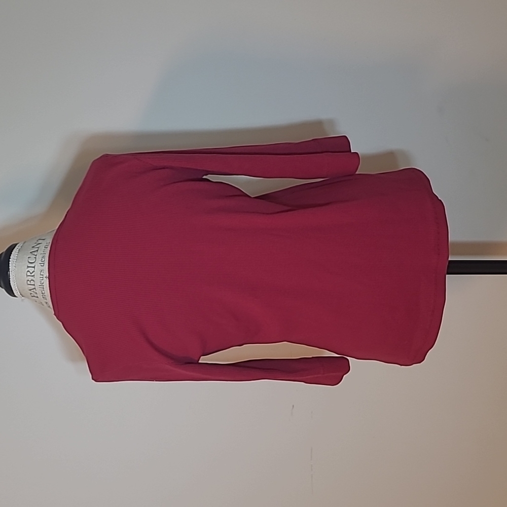 Petite 3/4 length sleeve burgandy top womens Size Lg - Picture 3 of 4